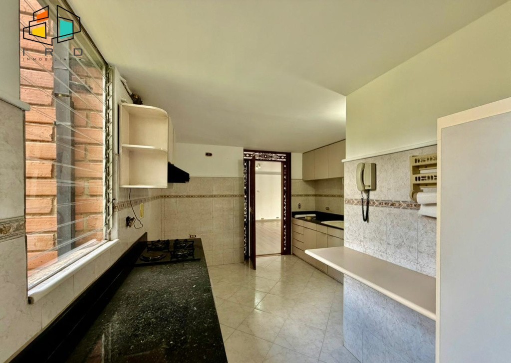 Apartamento en venta en Los Balsos, Medellín · foto 9 de 17