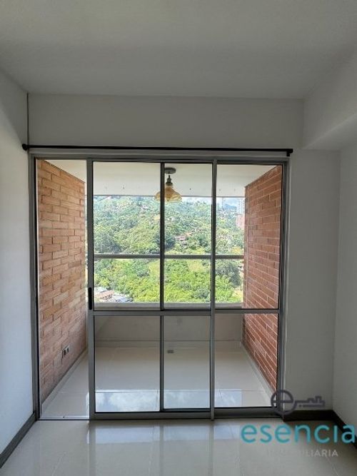 Apartamento de 3 alcobas en arriendo en Las Lomitas, Sabaneta, 65 m² · foto 6 de 19
