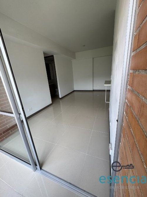 Apartamento de 3 alcobas en arriendo en Las Lomitas, Sabaneta, 65 m² · foto 8 de 19