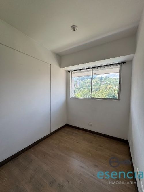 Apartamento de 3 alcobas en arriendo en Las Lomitas, Sabaneta, 65 m² · foto 13 de 19