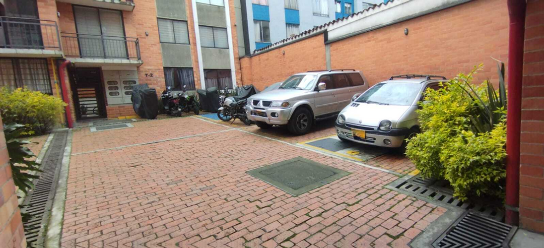 Apartamento en venta en Las Cruces, Bogotá · foto 3 de 21