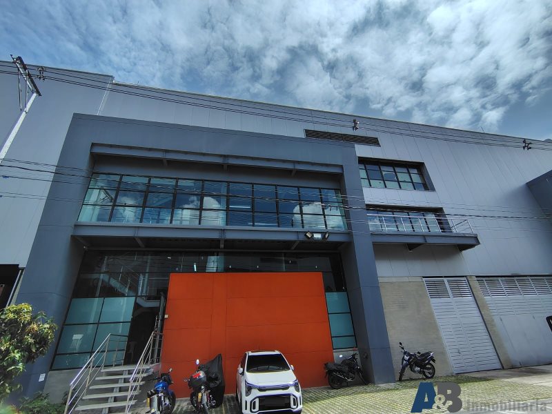 Warehouse for rent in Zona industrial 3, Bello