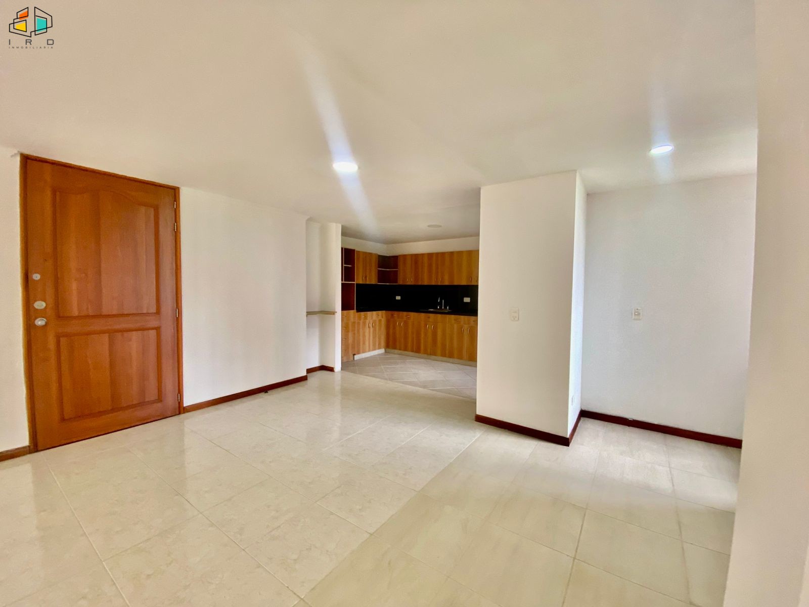 Apartamento en arriendo en Los Balsos, Medellín · foto 9 de 24