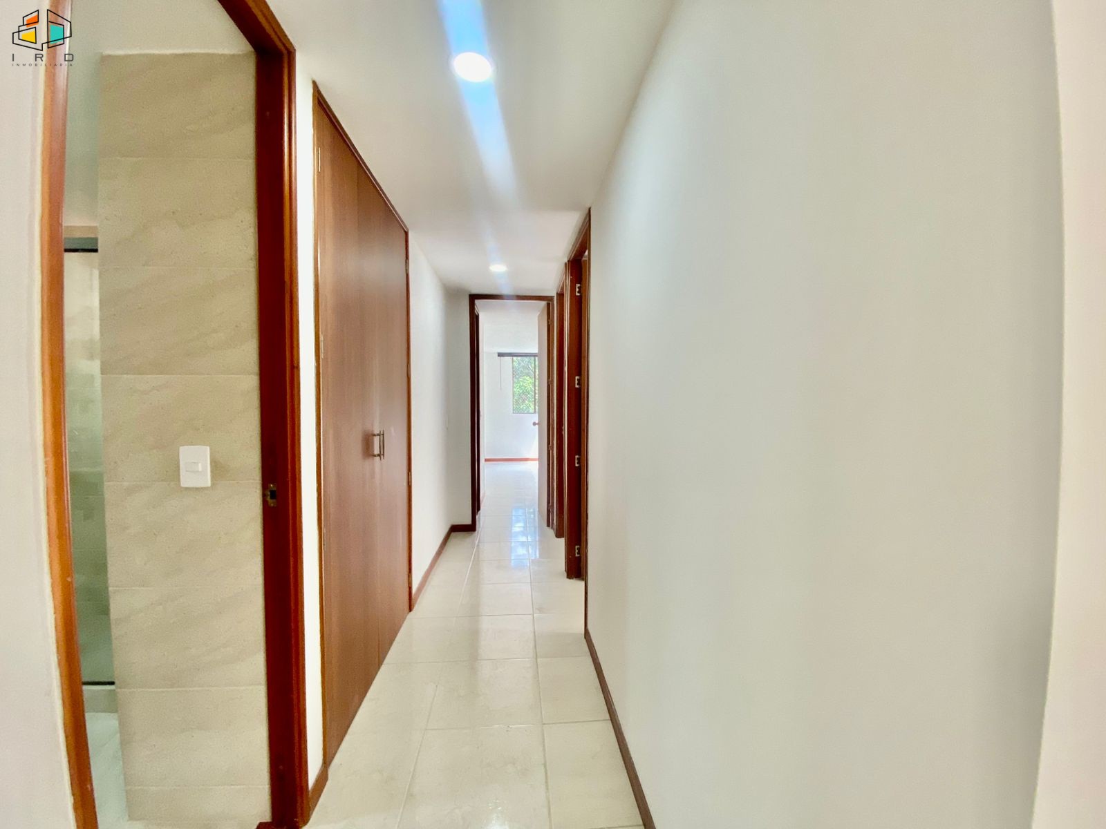 Apartamento en arriendo en Los Balsos, Medellín · foto 18 de 24