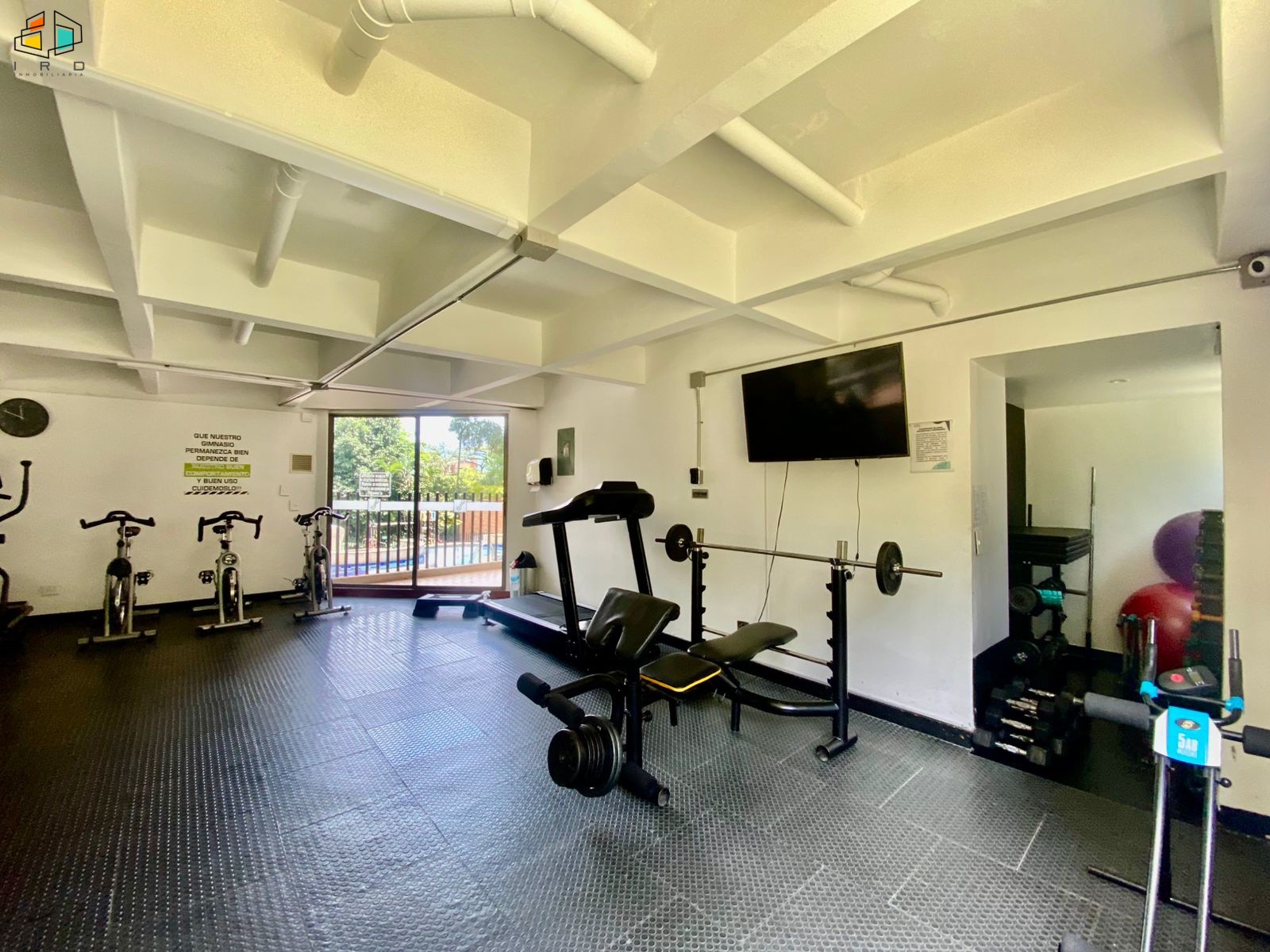 Apartamento en arriendo en Los Balsos, Medellín · foto 22 de 24