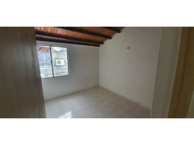 Casa de 5 alcobas en venta en Los Faroles, Santa Marta, 140 m² · foto 11 de 23