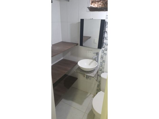 Casa de 5 alcobas en venta en Los Faroles, Santa Marta, 140 m² · foto 12 de 23
