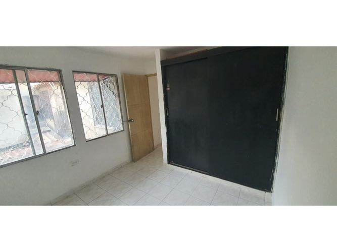 Casa de 5 alcobas en venta en Los Faroles, Santa Marta, 140 m² · foto 13 de 23