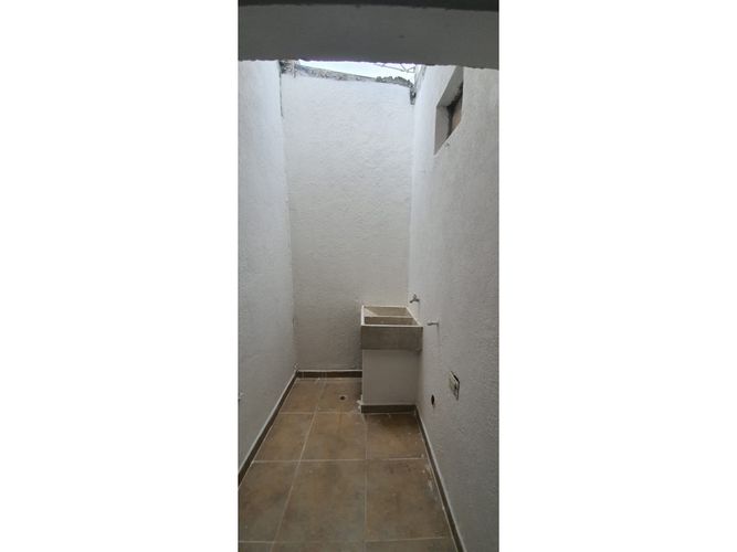 Casa de 5 alcobas en venta en Los Faroles, Santa Marta, 140 m² · foto 14 de 23