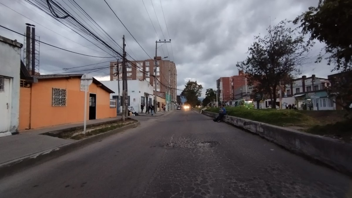 Casa en venta en La Giralda, Bogotá · foto 2 de 22