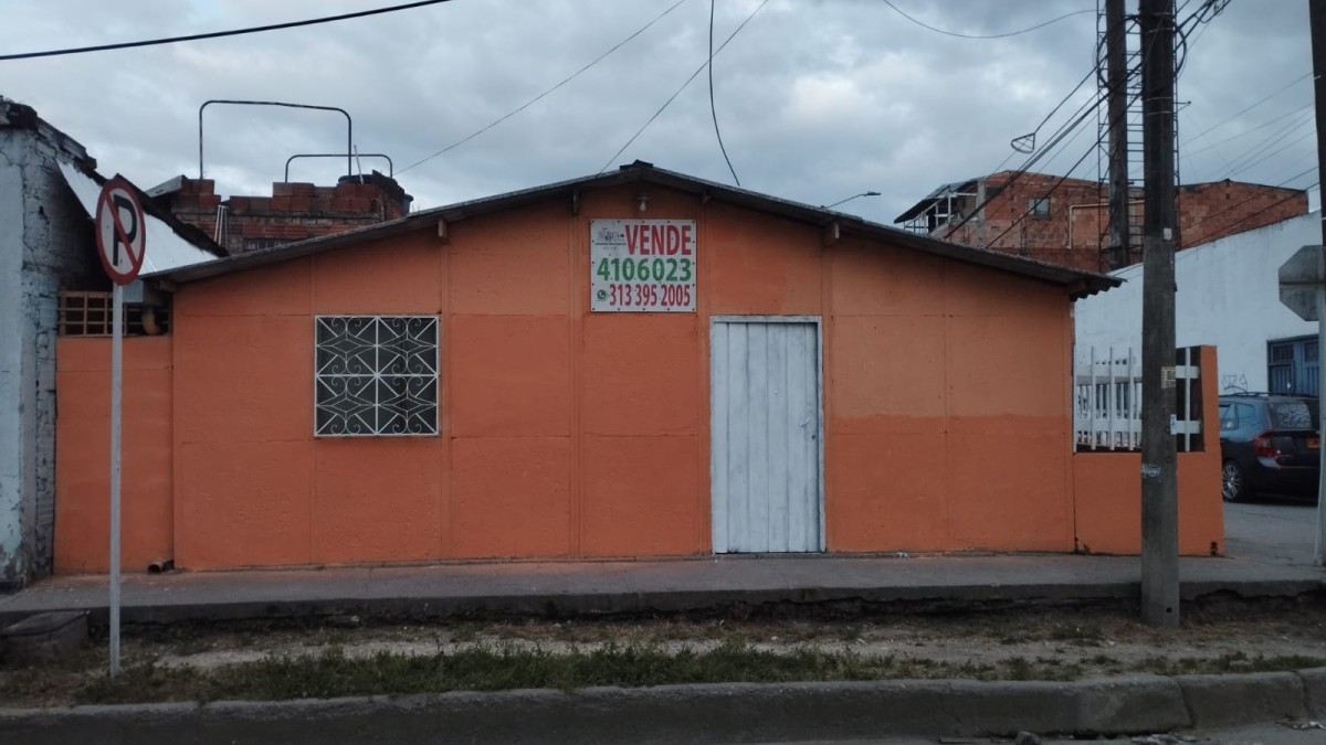 Casa en venta en La Giralda, Bogotá · foto 5 de 22