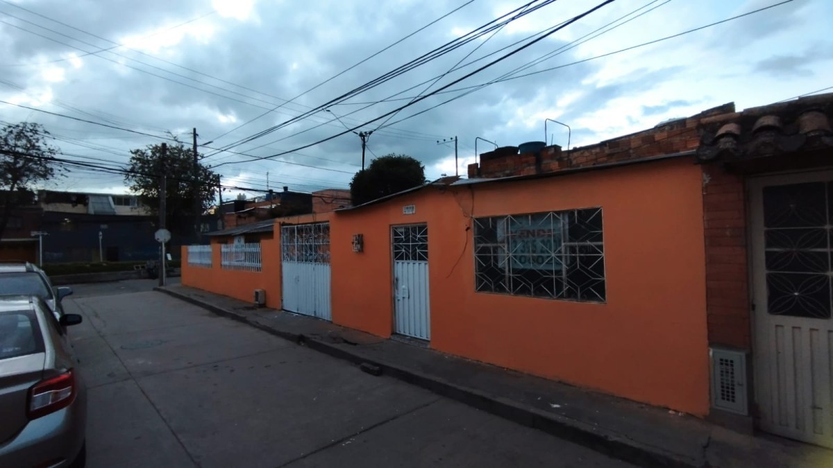 Casa en venta en La Giralda, Bogotá · foto 20 de 22