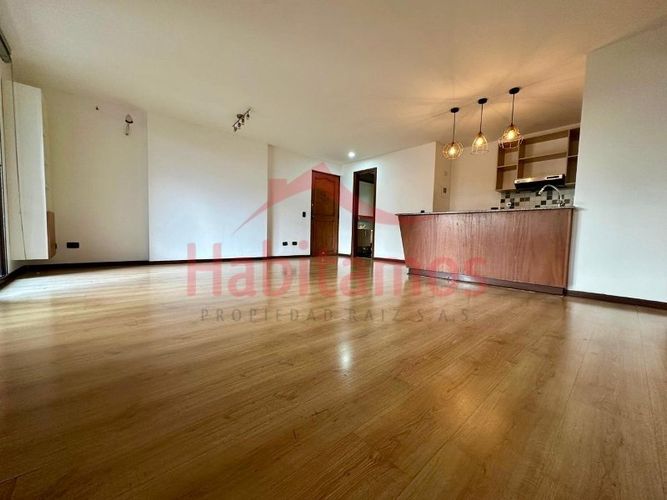 Apartaestudio en arriendo en Transversal Superior, Medellín, 70 m² · foto 4 de 14