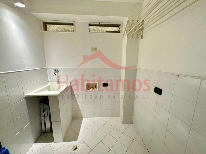 Apartaestudio en arriendo en Transversal Superior, Medellín, 70 m² · foto 9 de 14