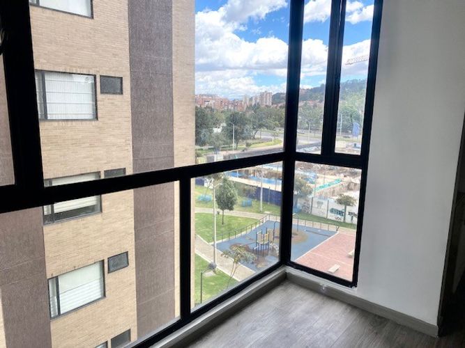 Apartamento de 2 alcobas en arriendo en San Jose De Bavaria, Bogotá, 78 m² · foto 4 de 19