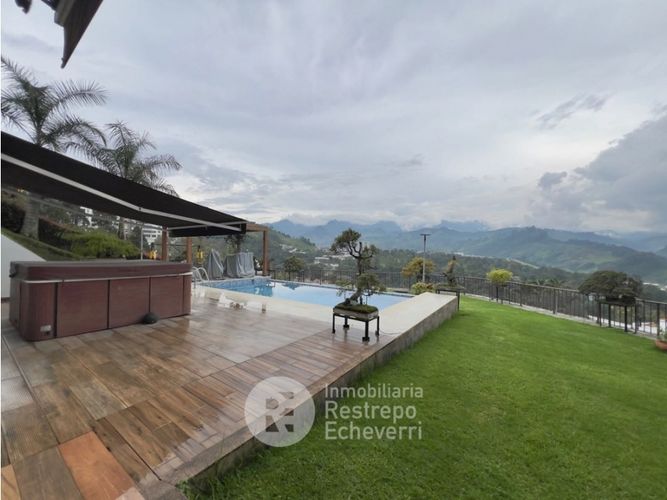 Casa en venta en El Trebol, Manizales · foto 2 de 24