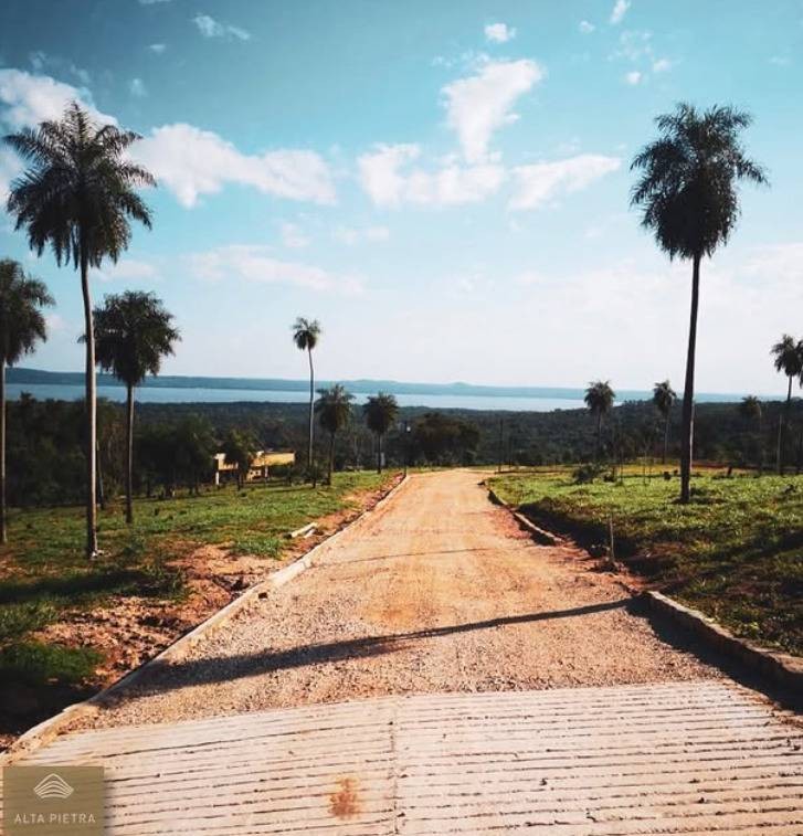 EN VENTA TERRENO CON VISTA ÚNICA AL LAGO — foto 2