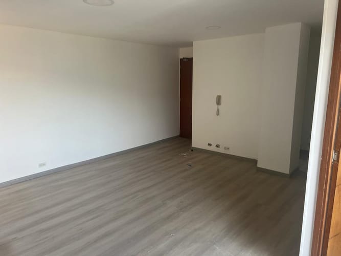 Oficina en arriendo en Los Naranjos, Medellín, 85 m² · foto 7 de 20
