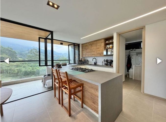 $1.630.000.000 en Loma De Las Brujas