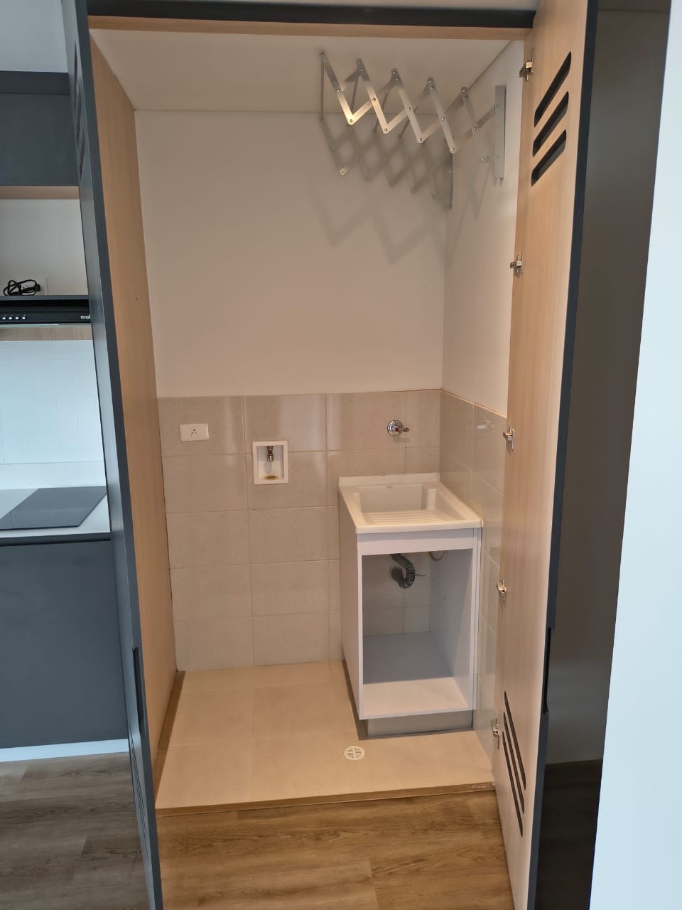 Apartaestudio en arriendo en Parque Central Bavaria, Bogotá · foto 4 de 11