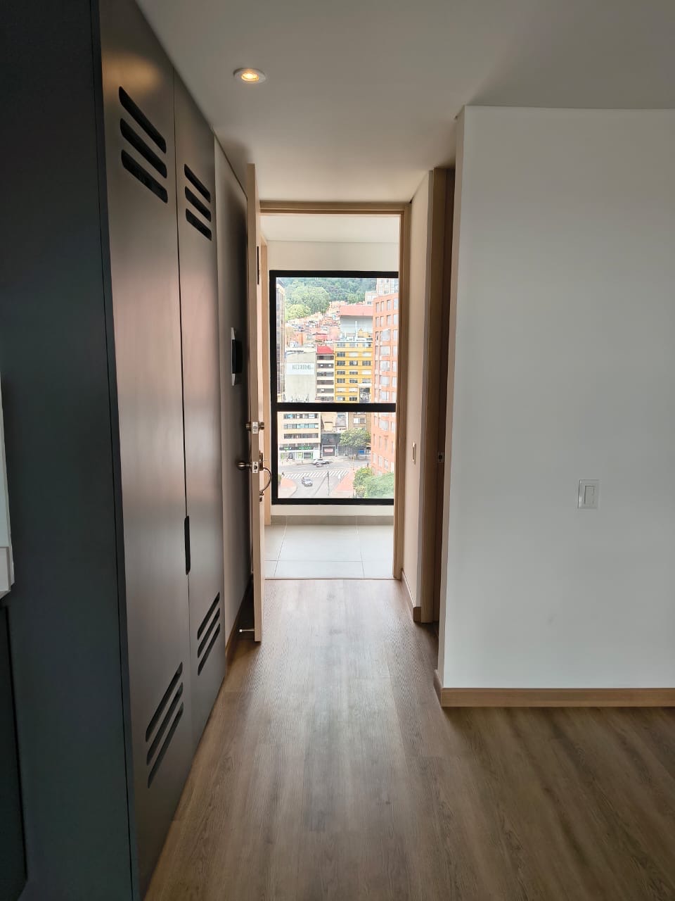 Apartaestudio en arriendo en Parque Central Bavaria, Bogotá · foto 11 de 11