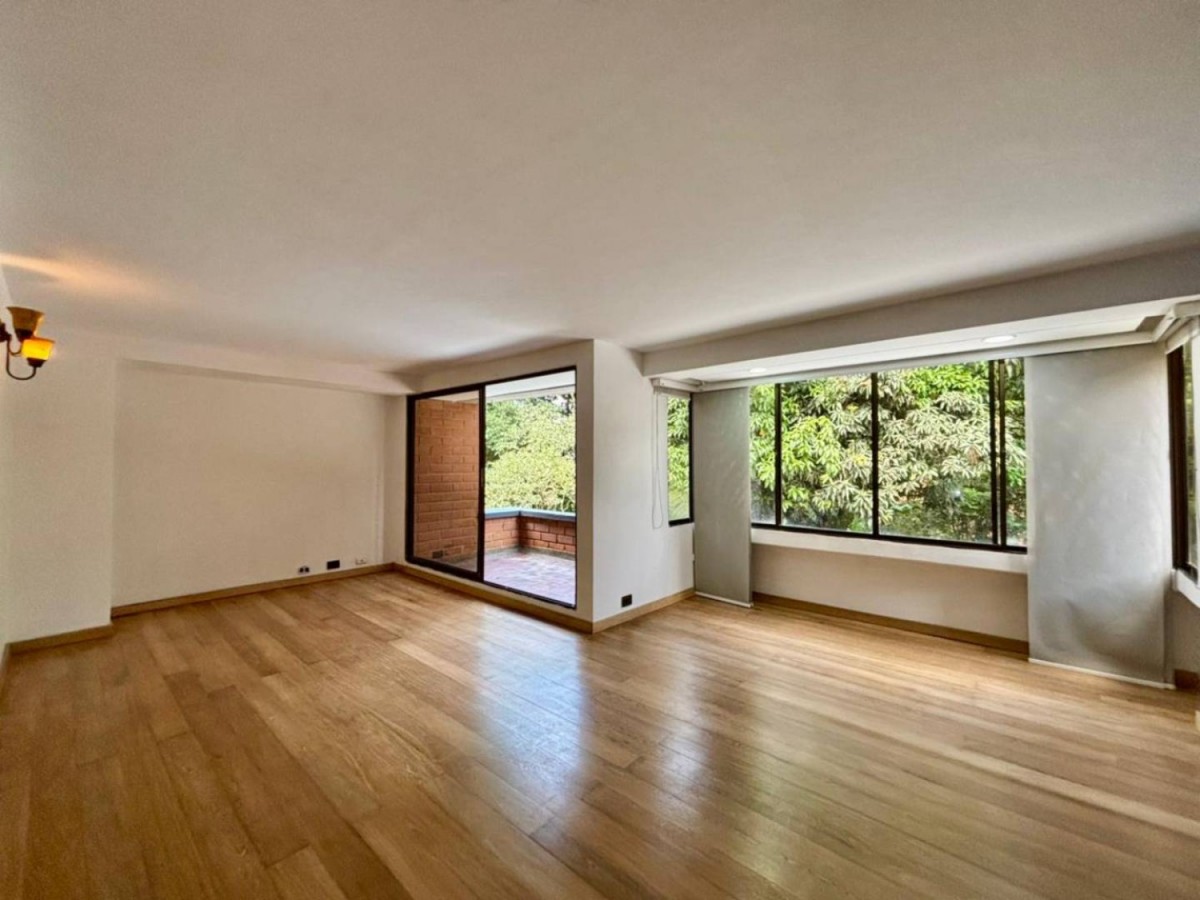 Casa en arriendo en El Poblado, Medellín · foto 4 de 24