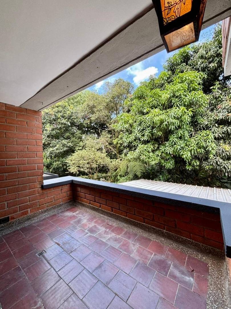 Casa en arriendo en El Poblado, Medellín · foto 5 de 24