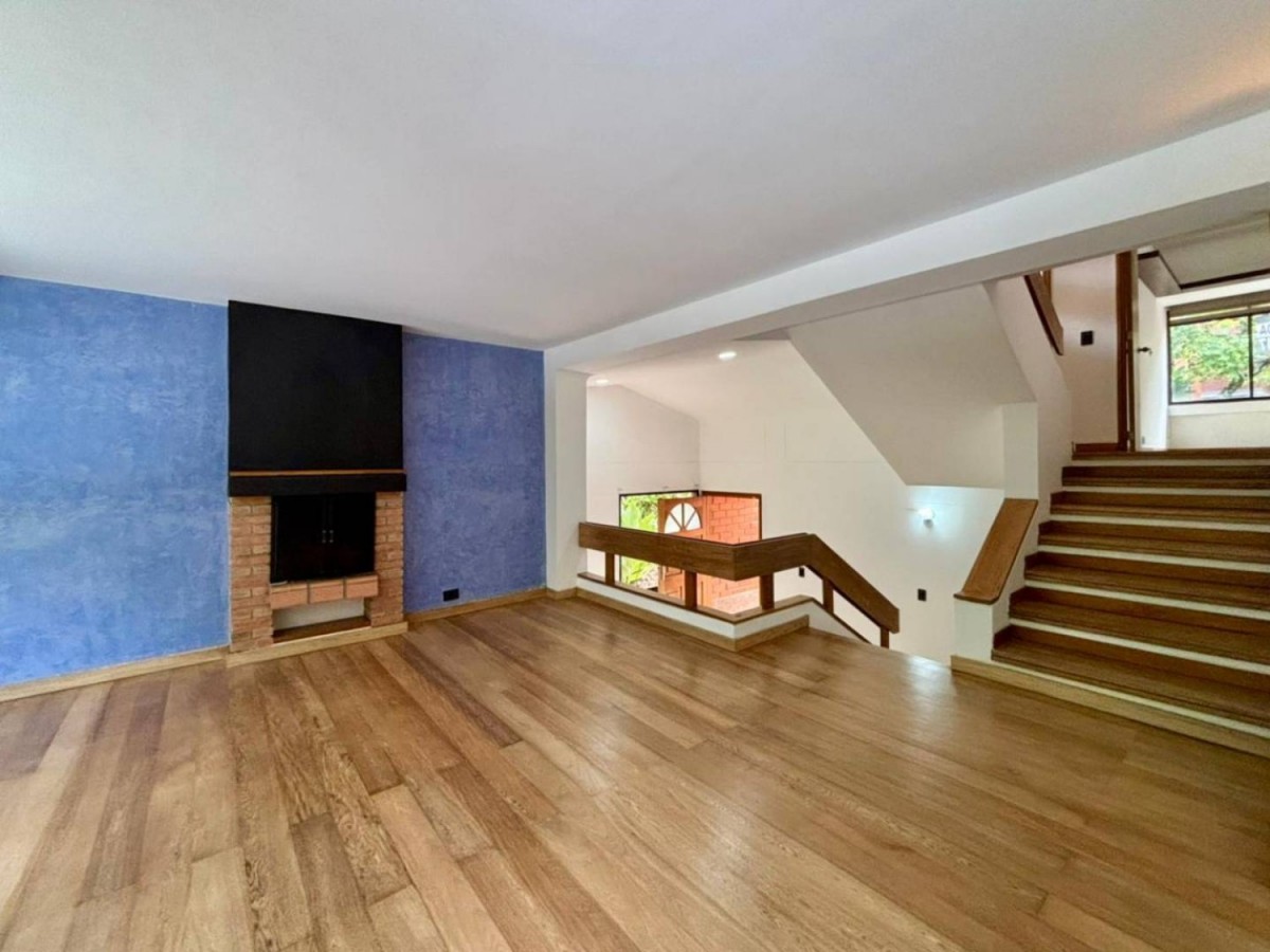 Casa en arriendo en El Poblado, Medellín · foto 6 de 24