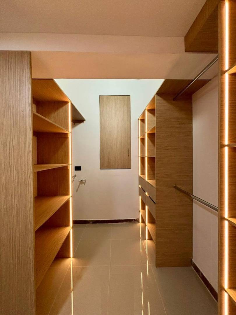 Casa en arriendo en El Poblado, Medellín · foto 18 de 24