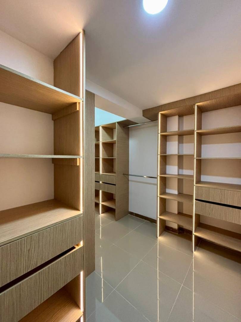Casa en arriendo en El Poblado, Medellín · foto 19 de 24