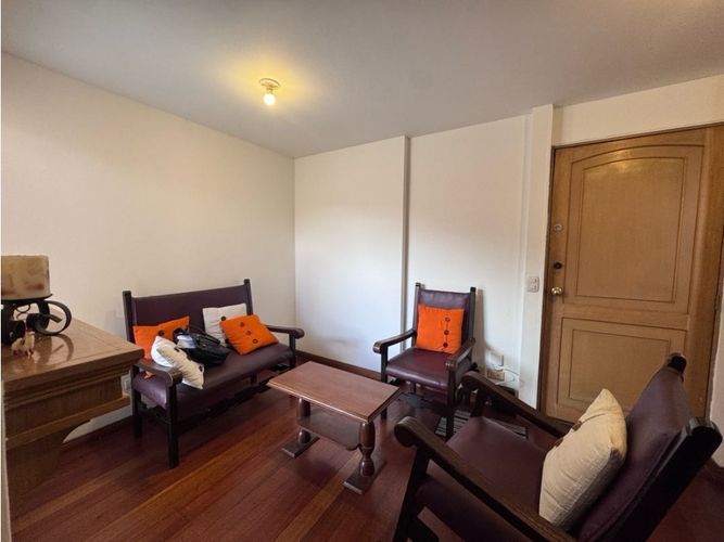 Apartaestudio en venta en Chapinero Alto, Bogotá, 59 m² · foto 2 de 14