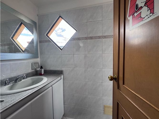 Apartaestudio en venta en Chapinero Alto, Bogotá, 59 m² · foto 10 de 14