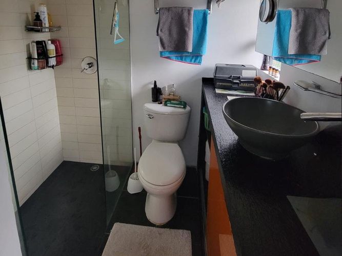 Apartamento de 2 alcobas en venta en El Poblado, Medellín, 90 m² · foto 12 de 13