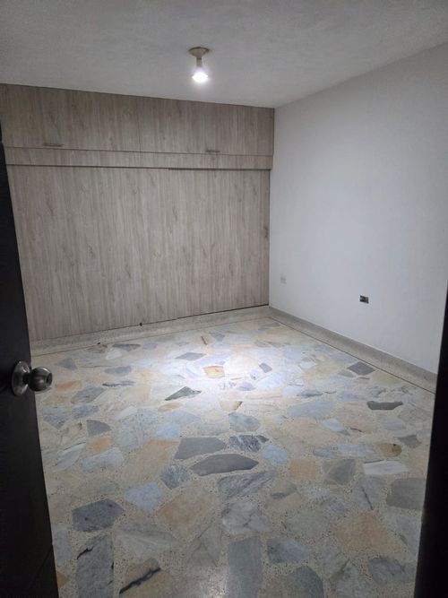 Casa de 4 alcobas en venta en Ciudadela Floralia, Cali, 120 m² · foto 5 de 13