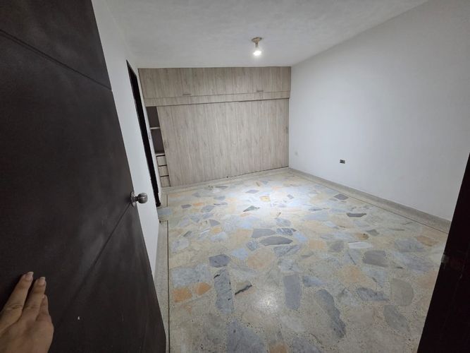 Casa de 4 alcobas en venta en Ciudadela Floralia, Cali, 120 m² · foto 6 de 13
