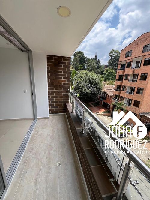 Apartamento de 2 alcobas en venta en Portal Sur, Envigado, 80 m² · foto 6 de 11