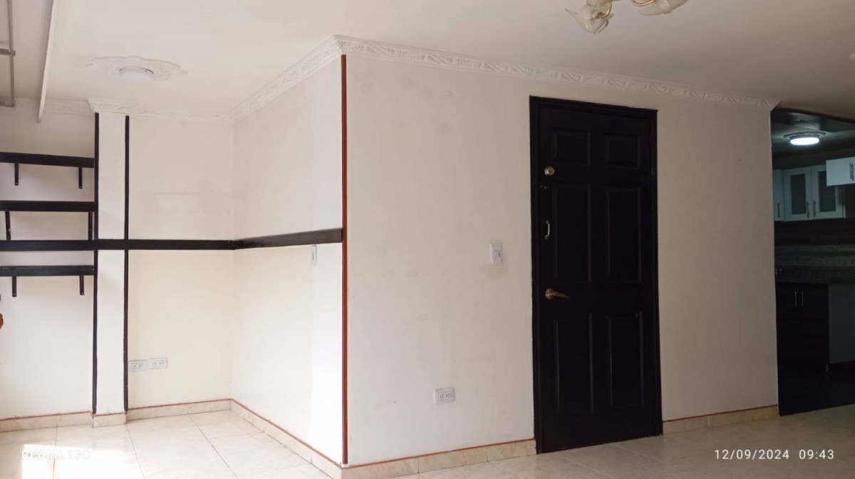 Casa en venta en Fontibon, Bogotá · foto 5 de 24