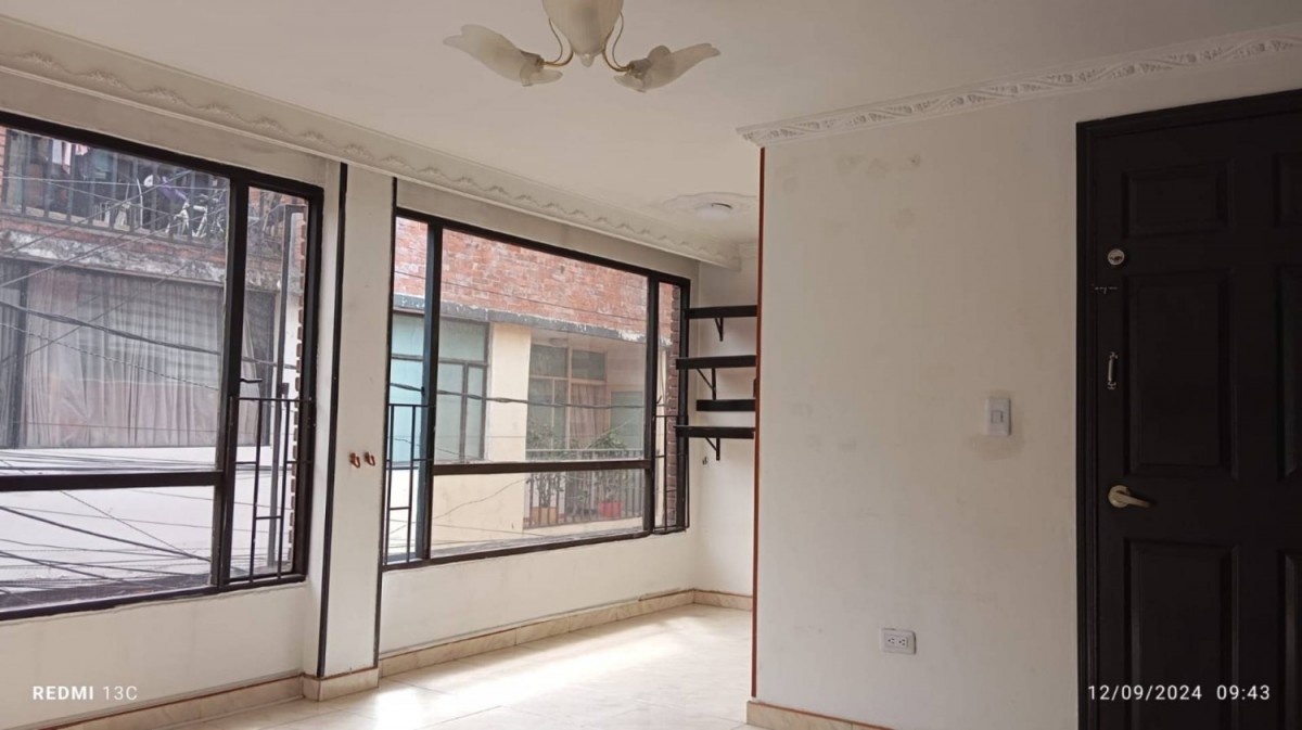Casa en venta en Fontibon, Bogotá · foto 6 de 24