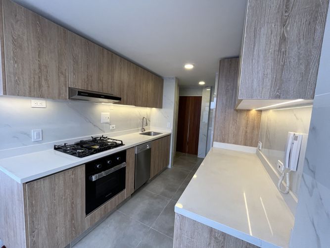 Apartamento de 3 alcobas en arriendo en Santa Barbara, Bogotá, 159 m² · foto 17 de 17