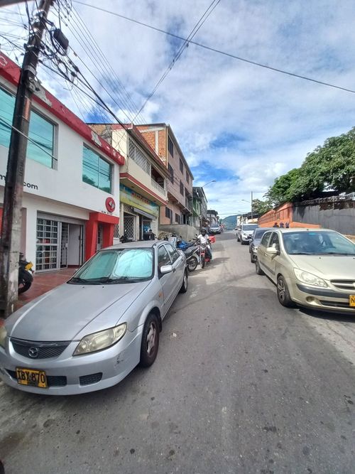Local en arriendo en Belalcazar, Ibagué, 90 m² · foto 2 de 7