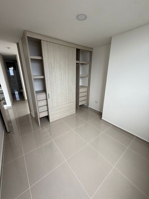 Apartamento de 3 alcobas en venta en La Victoria, Bucaramanga, 92 m² · foto 6 de 16