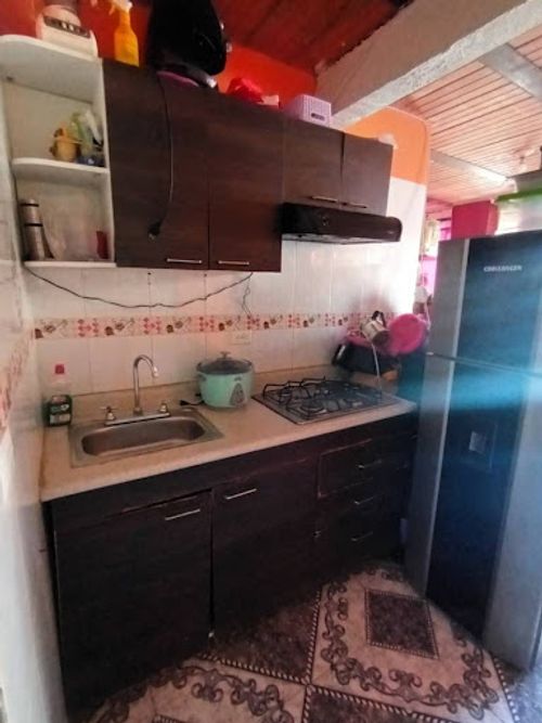 Casa de 6 alcobas en venta en La Francia, Pereira, 185 m² · foto 16 de 24