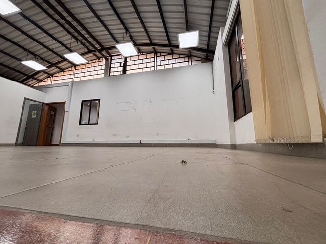 Oficina en arriendo en Zona Centro, Envigado, 175 m² · foto 7 de 13
