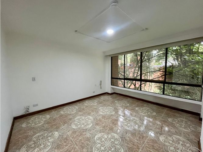 Apartamento en venta en El Poblado, Medellín · foto 7 de 8