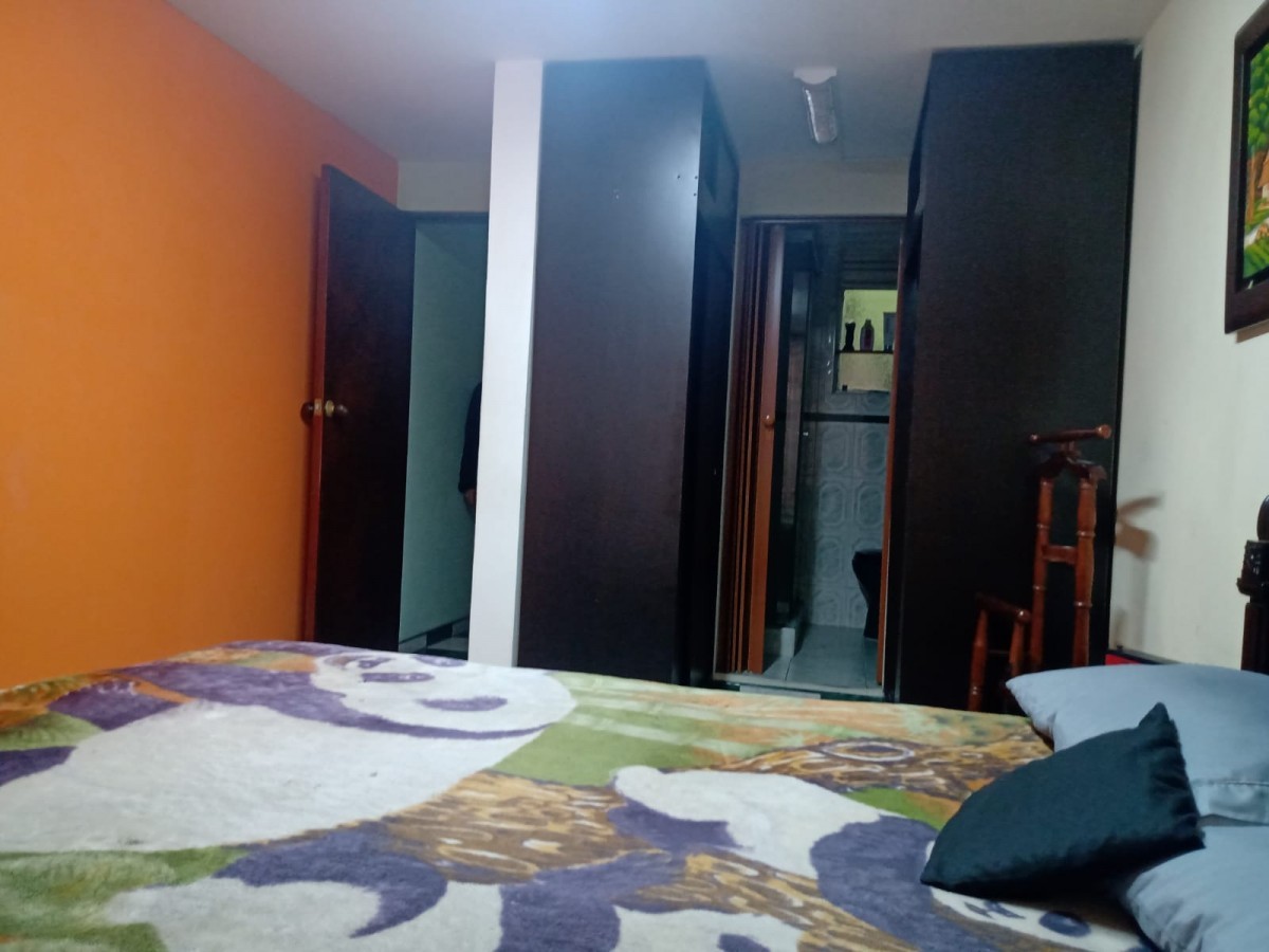 Casa en venta en Alamos, Bogotá · foto 15 de 24
