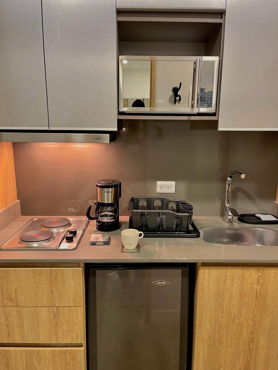 Apartamento en venta en La Aguacatala, Medellín · foto 8 de 12