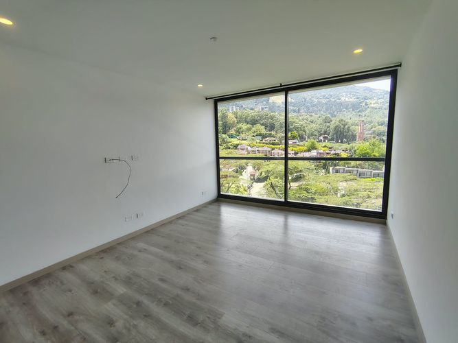 Apartamento de 2 alcobas en arriendo en El Poblado, Medellín, 103 m² · foto 12 de 15