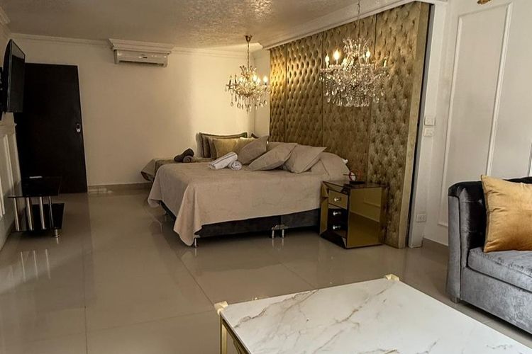 Casa de 5 alcobas en venta en Laureles, Medellín, 206 m² · foto 16 de 19