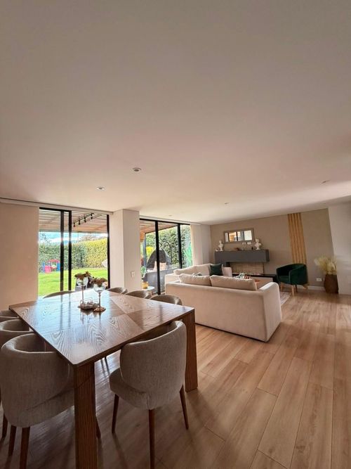 Casa de 3 alcobas en venta en Hacienda Samaria, Chía, 140 m² · foto 2 de 24