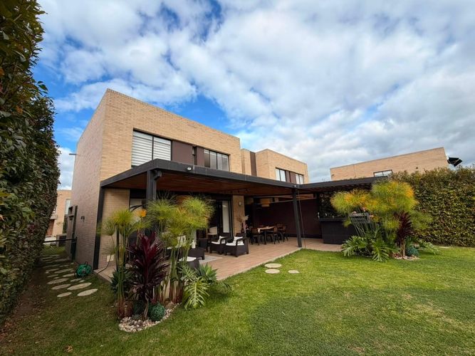 Casa de 3 alcobas en venta en Hacienda Samaria, Chía, 140 m² · foto 3 de 24
